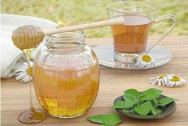 можно ли пить медовую воду при панкреатите